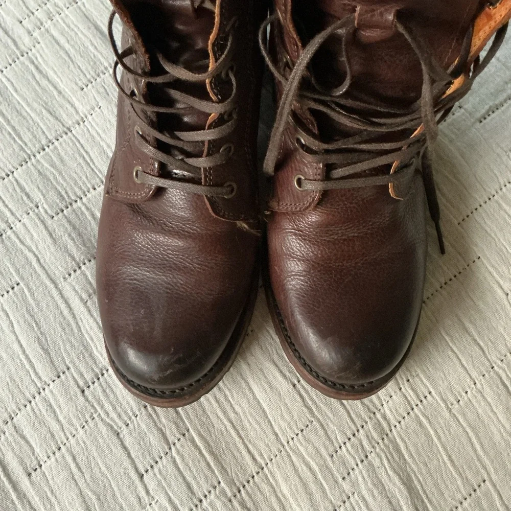 FRYE AND CO Brown Lace Up Boots Classic Design - Picture 4 of 5
